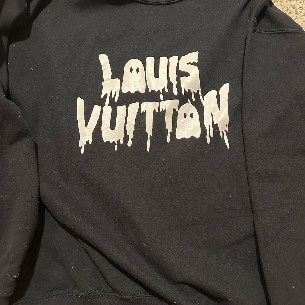 Louis Vuitton Black Sweatshirt